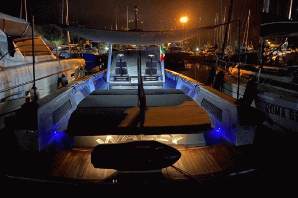 Wally-43-whole-boat-from-stern-at-night-with-lights Wally 43 Tender for sale FYS Baleares