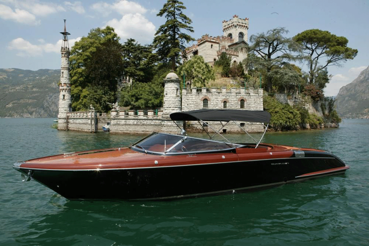 Riva Aquariva Cento 33 for sale brokerage FYS Baleares