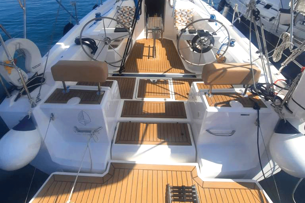 viko 35 sailboat