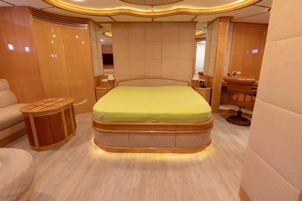 Liman-custom-motorsailor-master-cabin-bed Liman custom motorsailor for sale FYS Mallorca