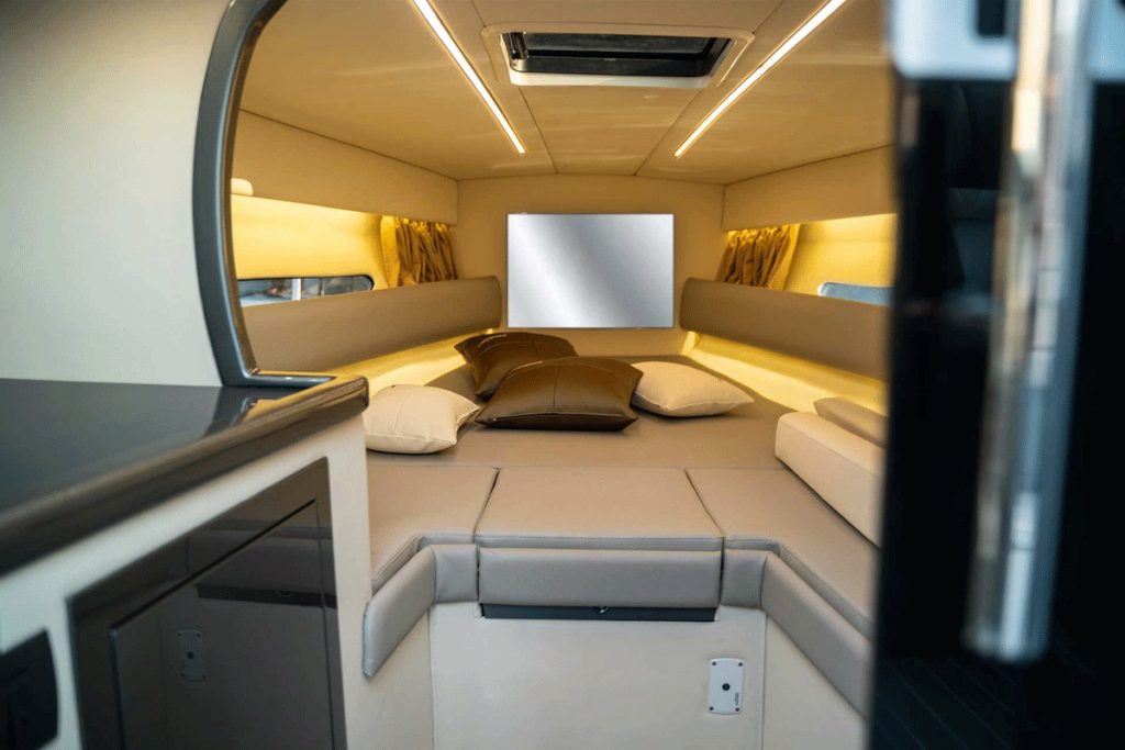 Mostes-M34-interior-cabin Mostes M34 en venta FYS Mallorca