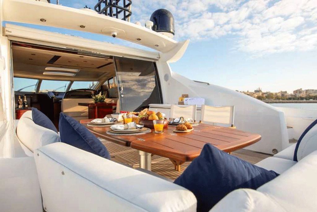 Sunseeker-Predator-72-exterior-dining Sunseeker Predator 72 2006 for sale FYS Mallorca