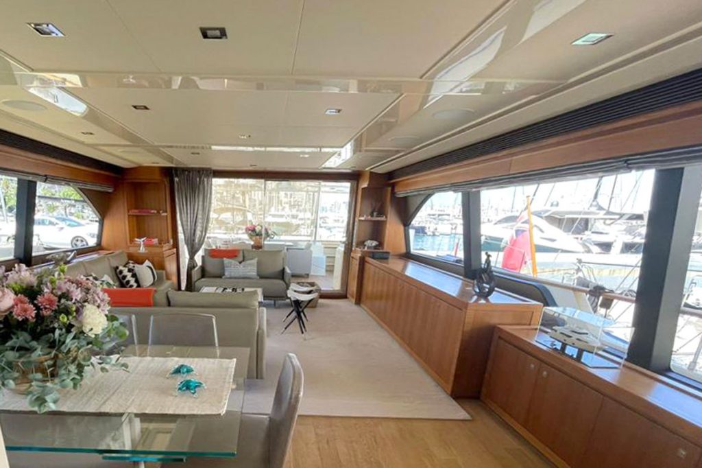 Navetta-26m-NUR-saloon 86' Ferretti Custom Line Navetta for sale NUR FYS Mallorca