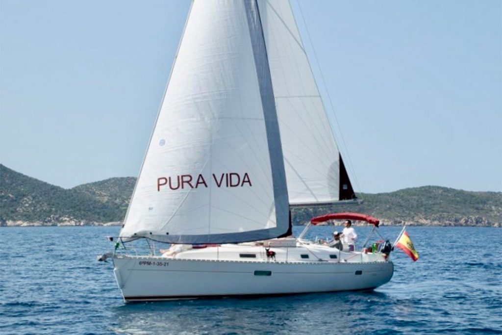 Day charter in Mallorca with Flensburger Yacht Service