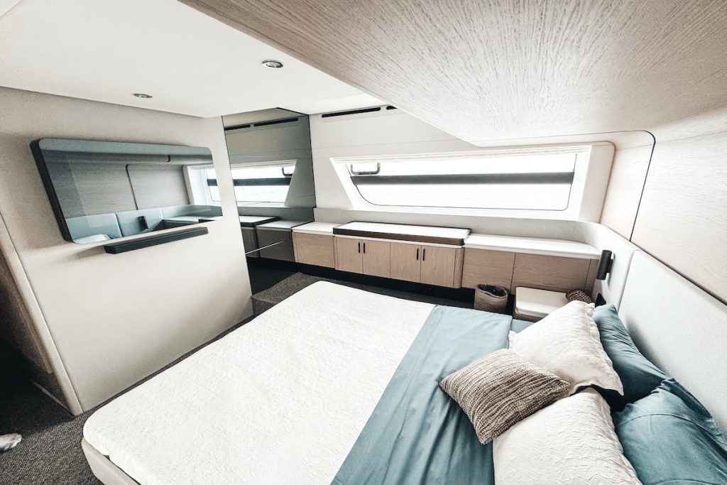Azimut 53 Fly SEA SHELL motor yacht for charter FYS Mallorca