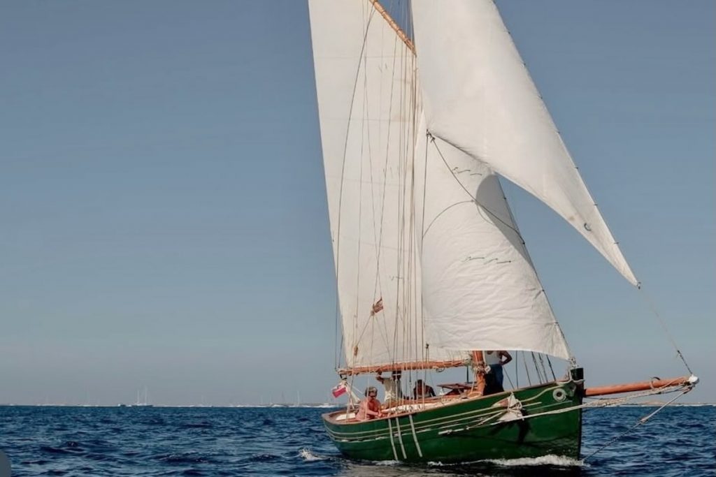 Le Temps Perdu Servain Gaff Cutter 40 for charter Port de Soller FYS Mallorca