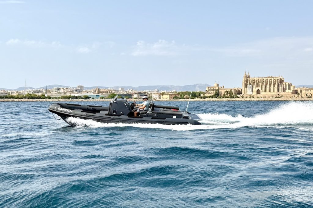 Blue Spirit 650 semi rigid tender rib dinghy inflatable Ganesha for sale FYS Mallorca