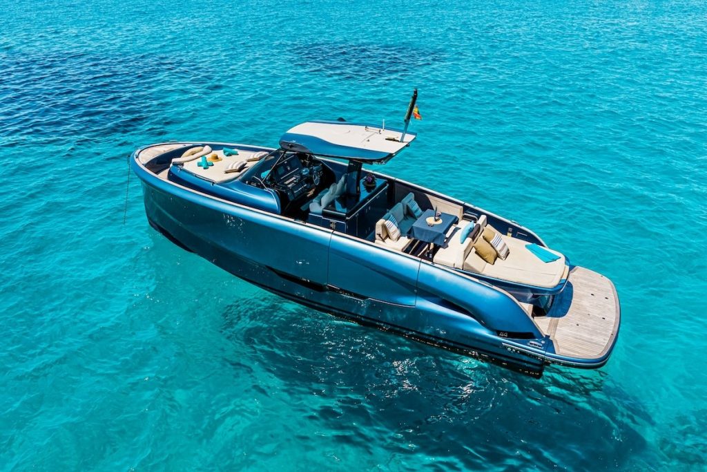 Solaris Power 44 Open for charter Copito de Nieve motor yacht FYS Mallorca Palma Balearic Islands motor boat day charter