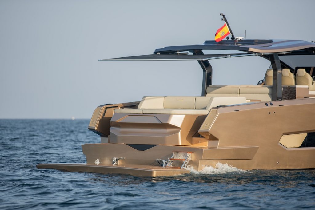 Tesoro T50 Speciale „Goldfinger“ for charter Tesoro T50 Speciale „Goldfinger“ for charter Mallorca Ibiza Balears FYS
