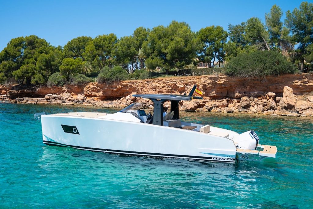 Tesoro T40 Outboard „Joya“ for charter Tesoro T40 Outboard „Joya“ for charter Mallorca Ibiza Balearics FYS