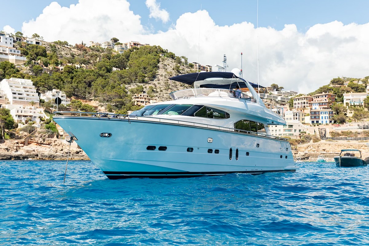 Elegance 78 EHTHELE for charter Mallorca Ibiza Balearics FYS Mallorca