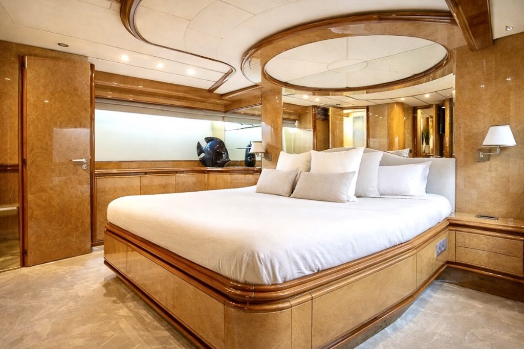 Astondoa 72 Lady Elbaum for charter Mallorca Ibiza motor yacht FYS Mallorca 4 cabins water toys sea bob wakeboard waterski