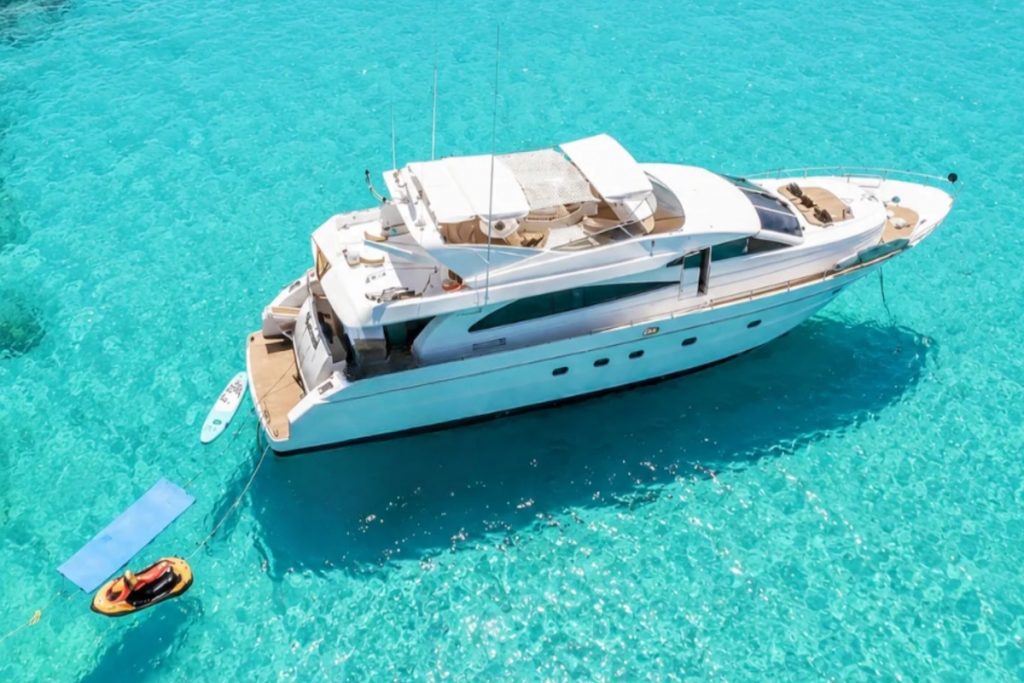 Astondoa 82 Nephenta for charter Mallorca Astondoa 82 Nephenta for charter Mallorca FYS