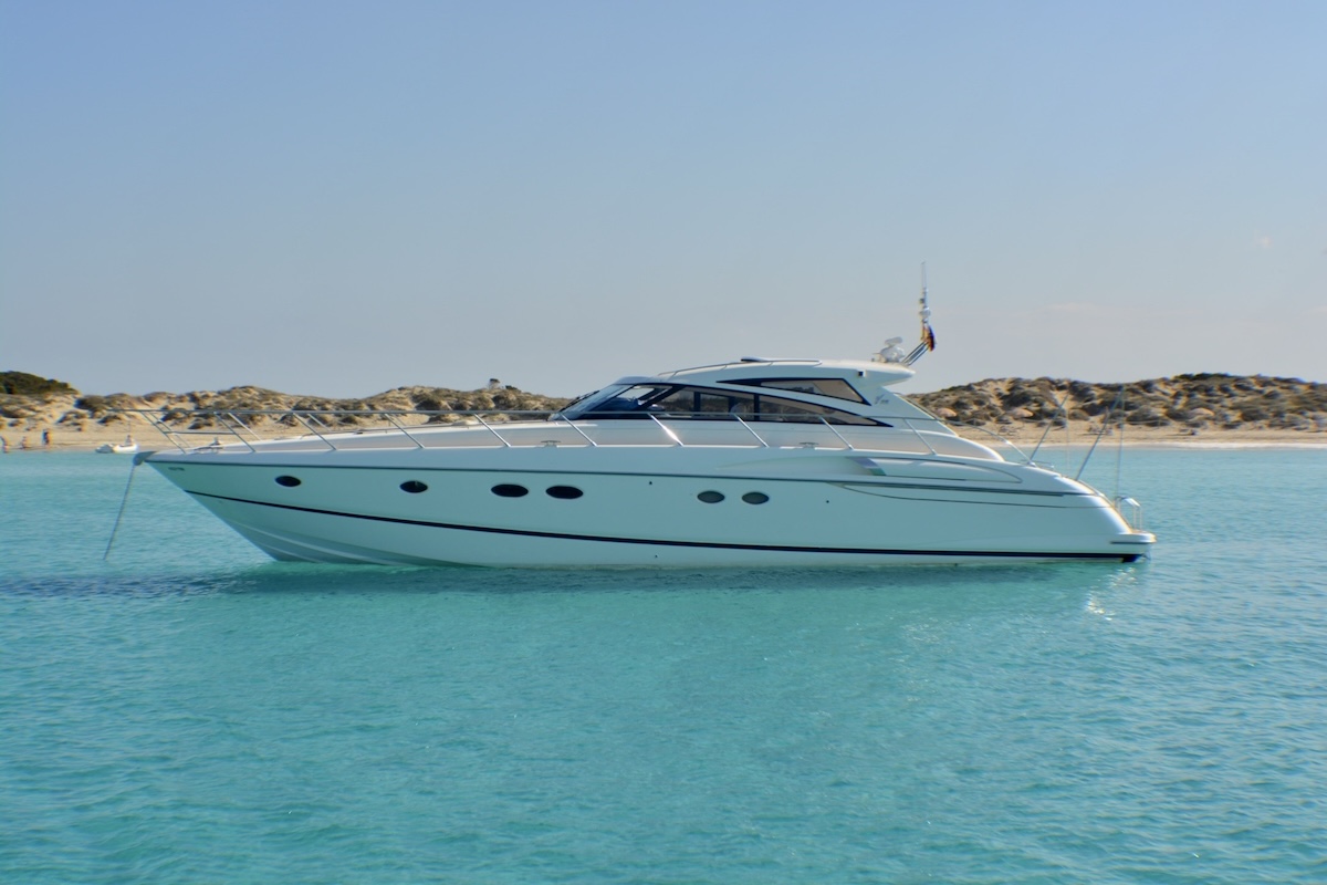 Princess V58 SHAKA LAKA for charter motor yacht, Ibiza, 12 guests, snorkeling equipment, wakeboard, AC, Wifi, fys Mallorca