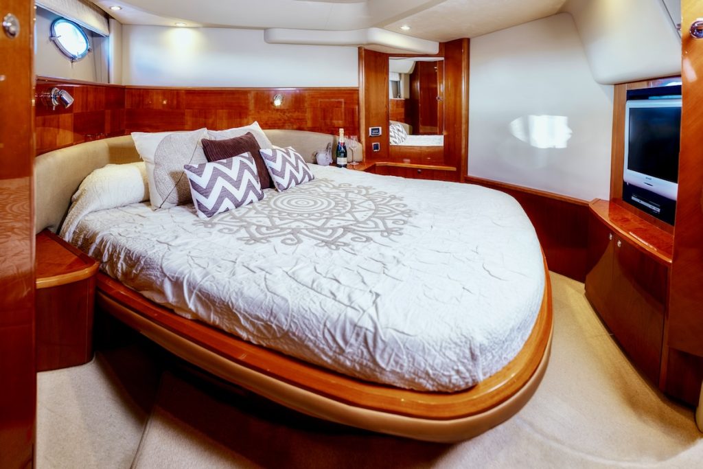 Princess V58 SHAKA LAKA for charter Princess V58 SHAKA LAKA for charter motor yacht, Ibiza, 12 guests, snorkeling equipment, wakeboard, AC, Wifi, fys Mallorca
