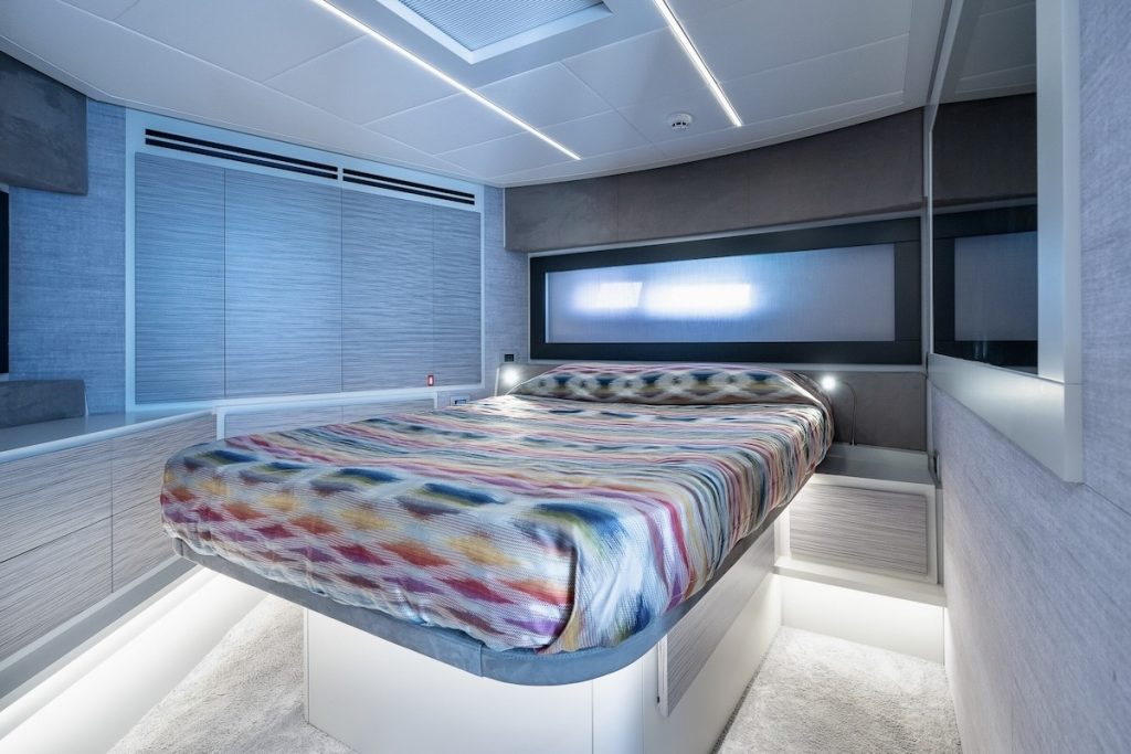 Pershing 6X DR. NO for charter Pershing 6X DR. NO for charter motor yacht, Ibiza, 12 guests, stabilizers, wakeboard, fys Mallorca