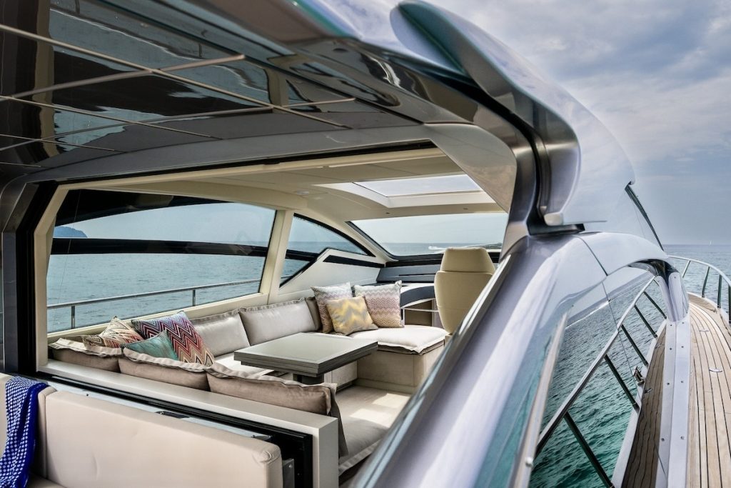 Pershing 6X DR. NO for charter Pershing 6X DR. NO for charter motor yacht, Ibiza, 12 guests, stabilizers, wakeboard, fys Mallorca